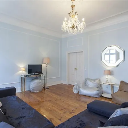 Excellent 4 Bedroom Apartment In Lisbon Lejlighed